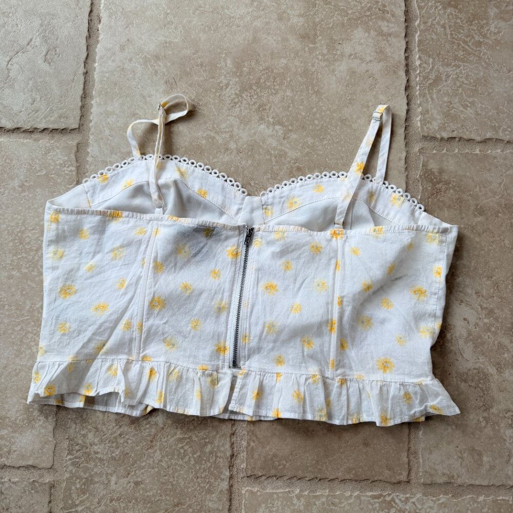 Forever 21 feminine sleeveless cropped halter top zippered back coquette‎ fairy - Picture 2 of 6